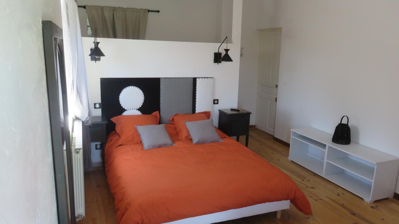 A La Belle Histoire Bed & Breakfast Chateauneuf-sur-Isere Exterior photo