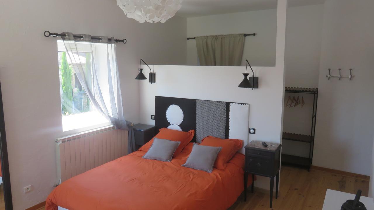 A La Belle Histoire Bed & Breakfast Chateauneuf-sur-Isere Exterior photo